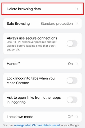 Screenshot of how to clear your cache on Chrome with iOS. 