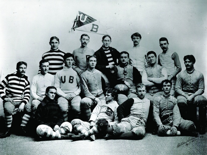 1894 buffalo football team photo. 