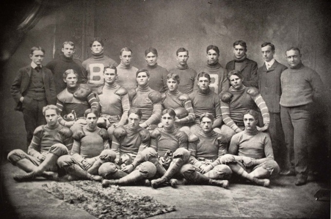 1901 Buffalo Football team photo. 