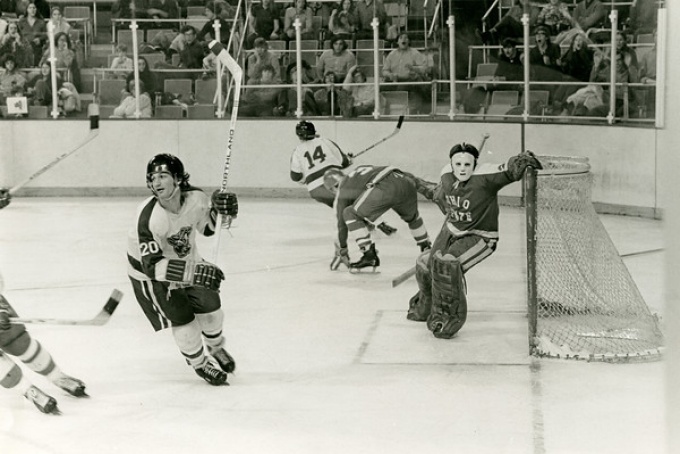 Buffalo Captain Ted Miskolczi (#20) skates past the Ohio State goalie. 
