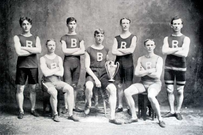 Winners of Mile Relay Race. 74th. R. A. A. Indoor Meet, March 3rd. 1900.