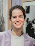 Alison Fraser headshot. 